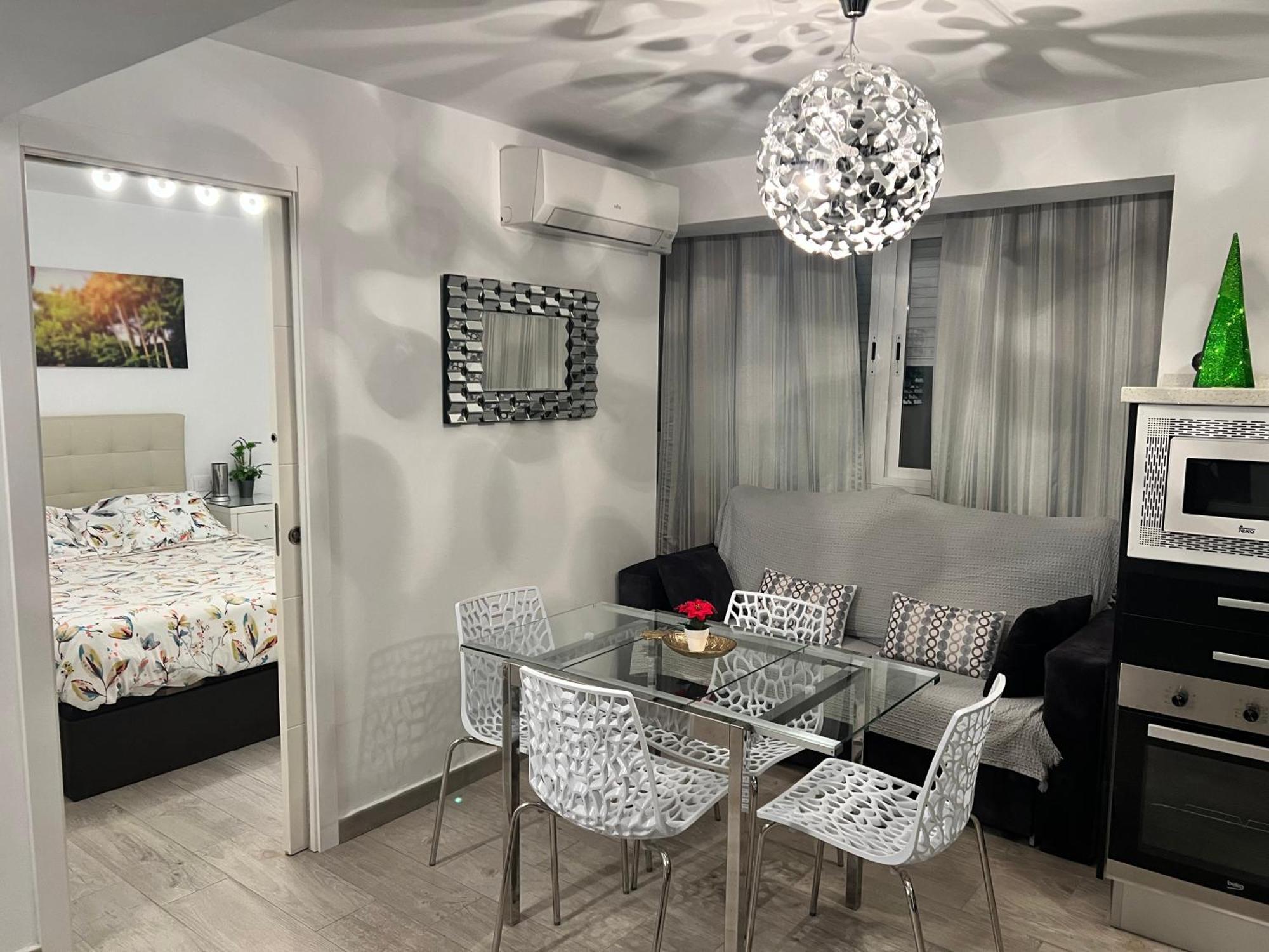 Apartamento Sevilla Enzo Kültér fotó